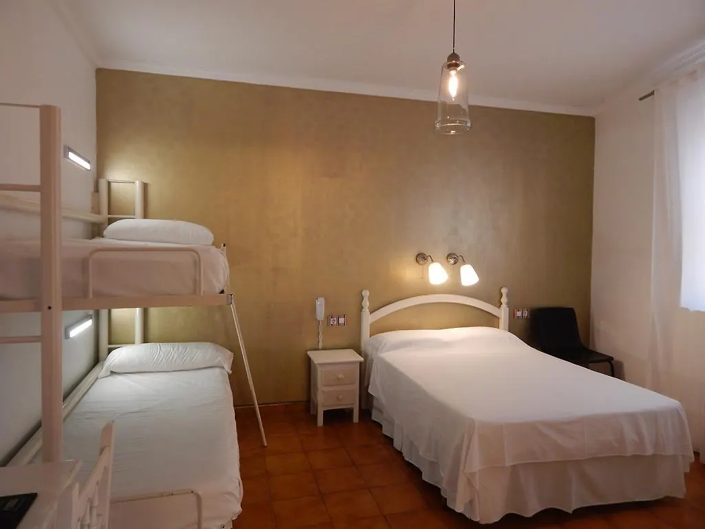 Hostal Arias Sevilla Pensión